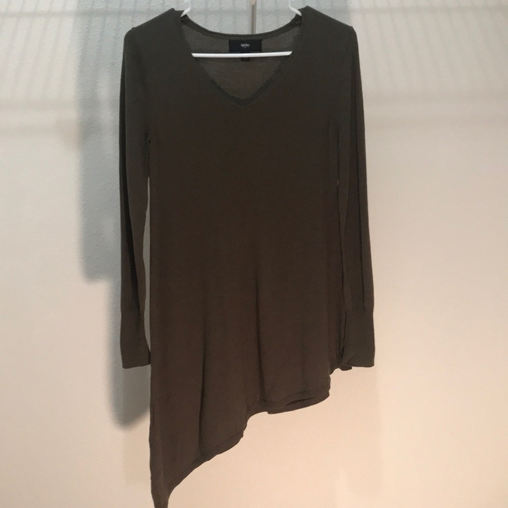 Asymmetrical hem sweater